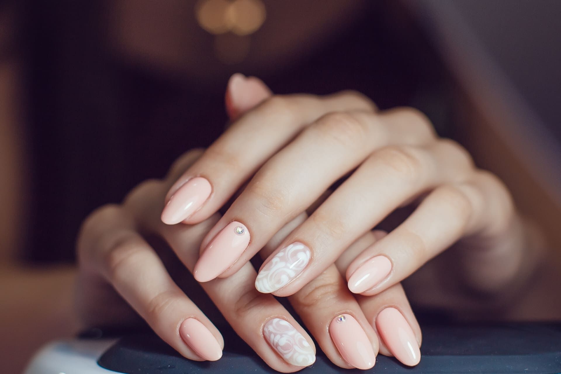 Care&nail | 北九州市小倉北区のハンドケア自爪育成ならHand&nails SNOW
